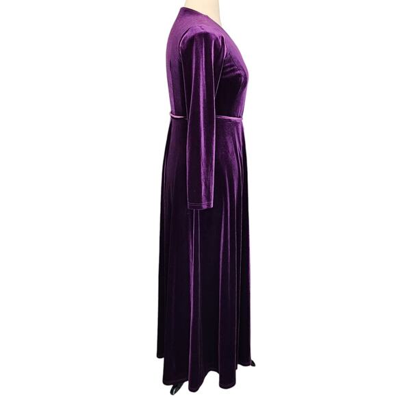 Lulus Jacinda Plum Purple Velvet True Wrap Maxi Dress Size Large Dark Romantic - Picture 6 of 8